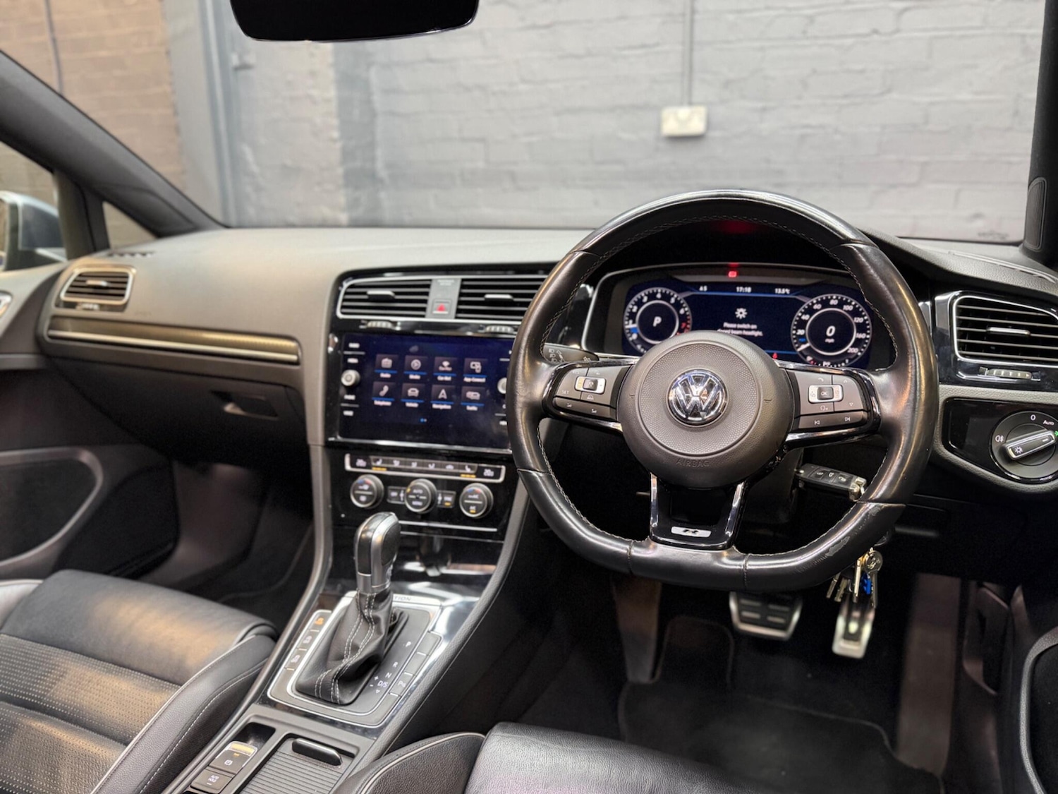 Used Volkswagen Golf 2017 for sale - 78048149: Photo 18