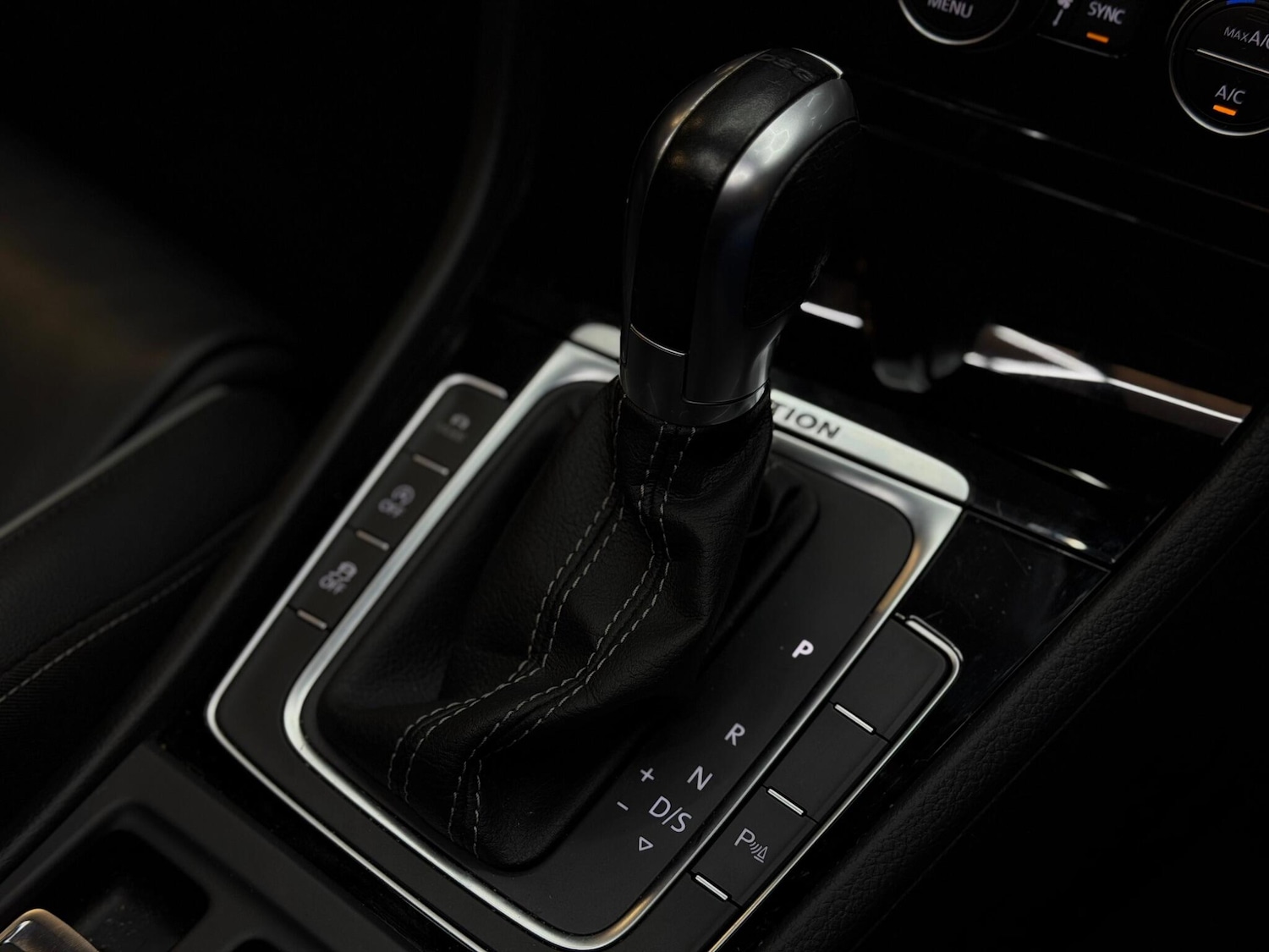 Used Volkswagen Golf 2017 for sale - 78048149: Photo 24