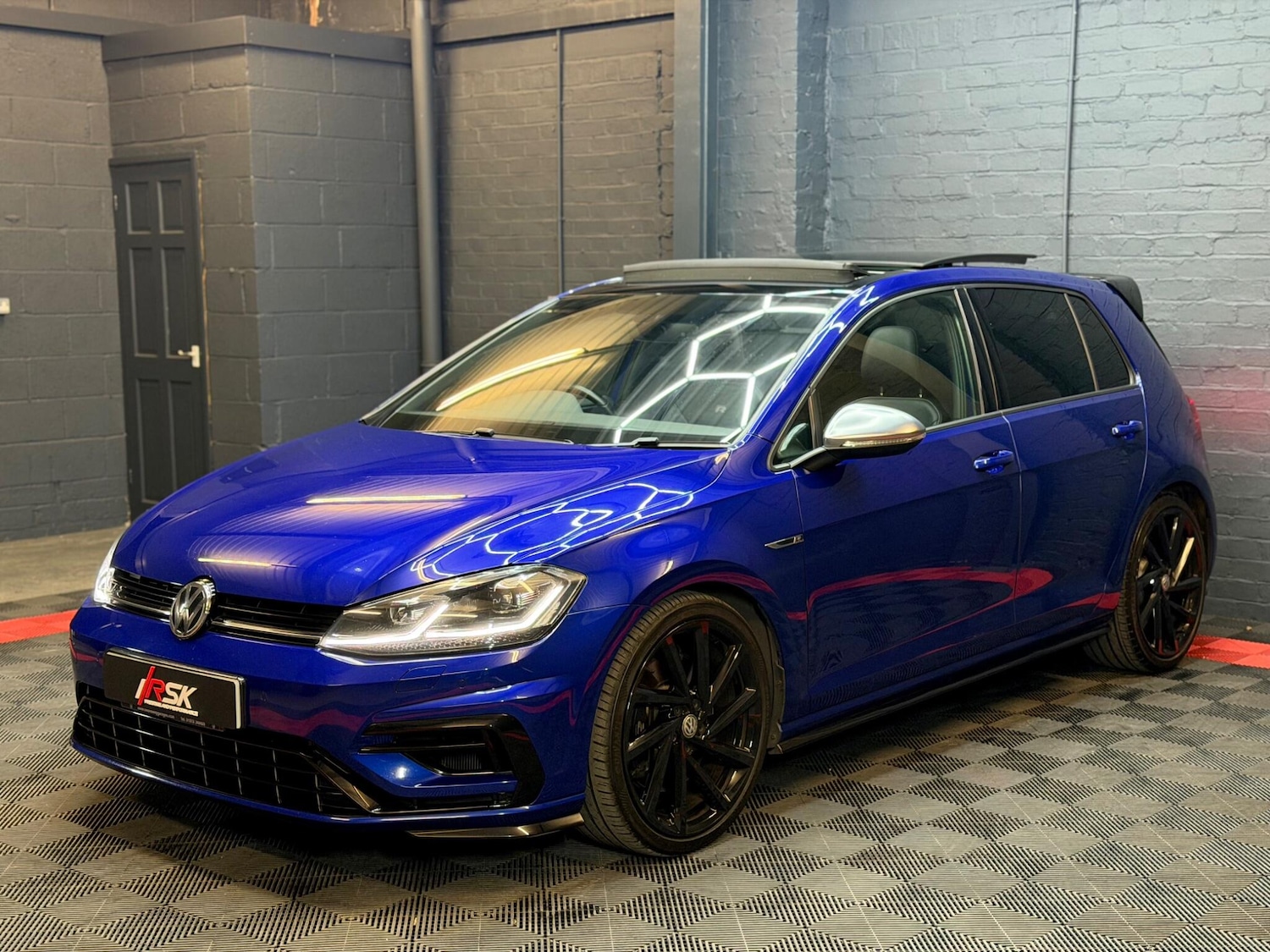 Used Volkswagen Golf 2017 for sale - 78048149: Photo 5