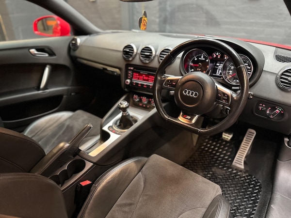 Used Audi TT 2010 for sale - 76325965: Photo 13