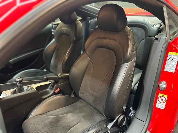 Used Audi TT 2010 for sale - 76325965: Photo 16