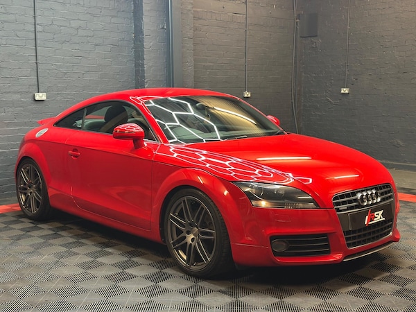 Used Audi TT 2010 for sale - 76325965: Photo 6