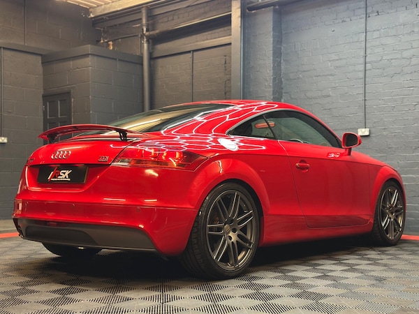 Used Audi TT 2010 for sale - 76325965: Photo 9