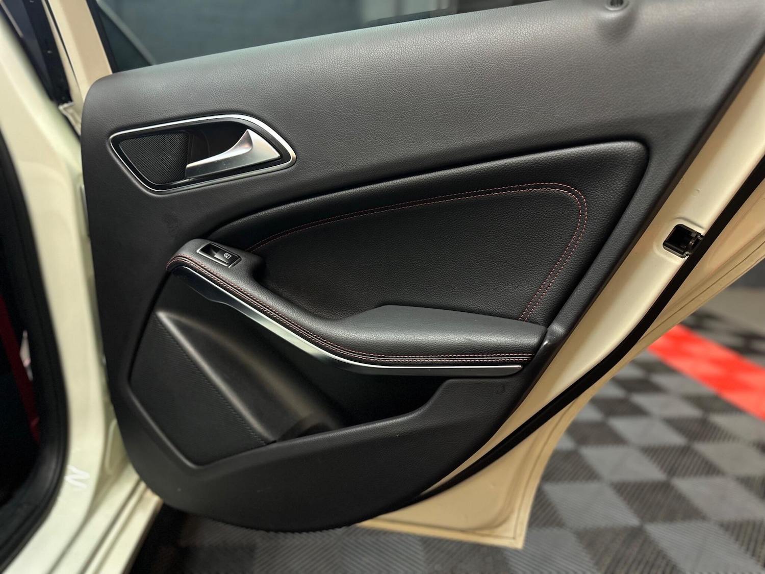 Used Mercedes-Benz A-Class 2014 for sale - 76499123: Photo 30