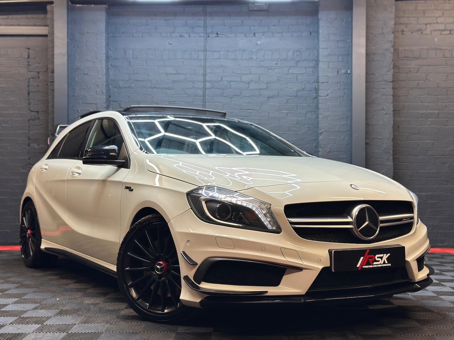 Used Mercedes-Benz A-Class 2014 for sale - 76499123: Photo 5