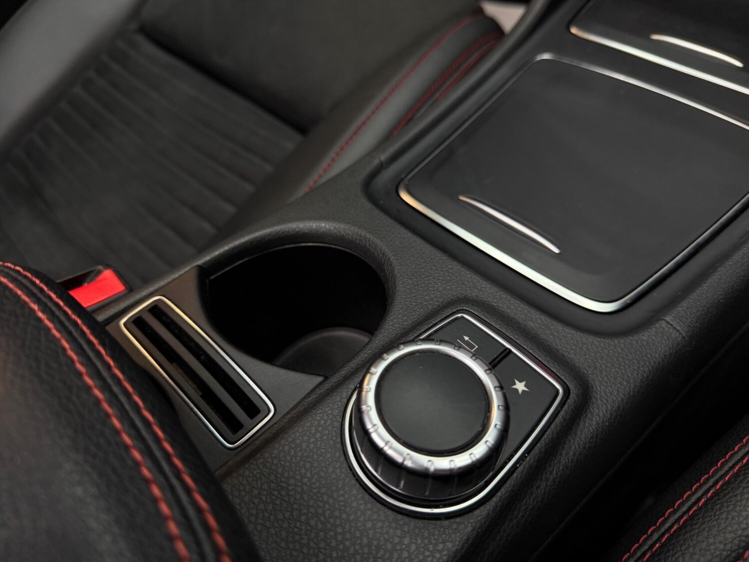 Used Mercedes-Benz CLA for sale - 77511111: Photo 32