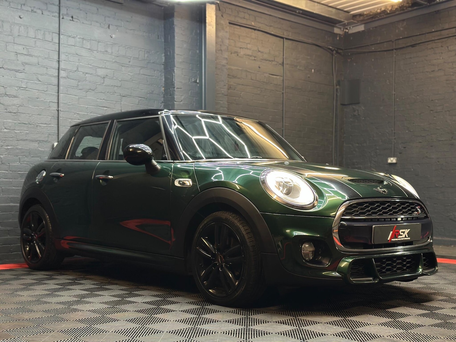 Used MINI Hatch 2016 for sale - 76592210: Photo 3