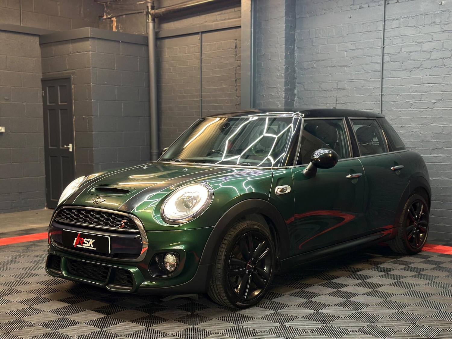 Used MINI Hatch 2016 for sale - 76592210: Photo 5