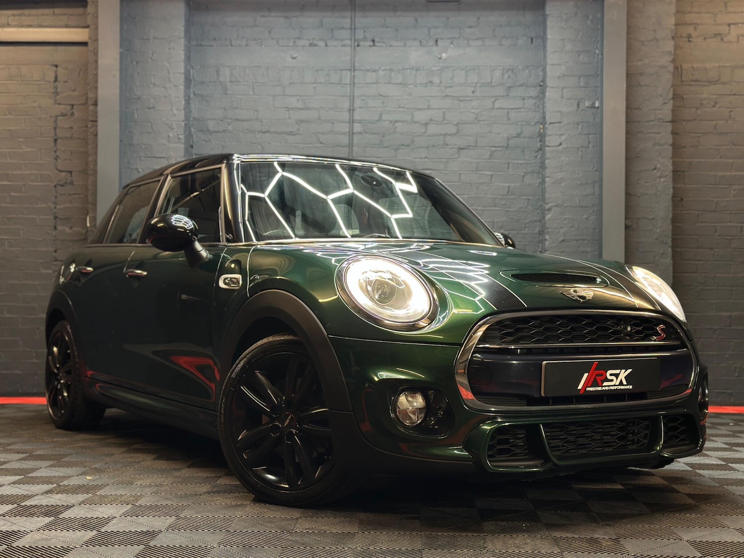 Used MINI Hatch 2016 for sale - 76592210: Photo 9