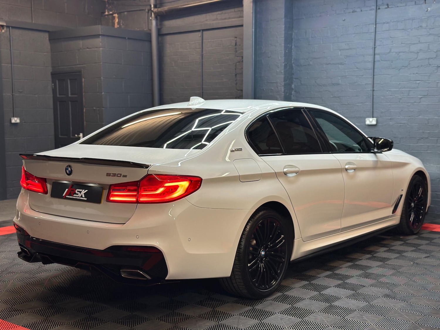 Used BMW 5 Series 2018 for sale - 76108338: Photo 12