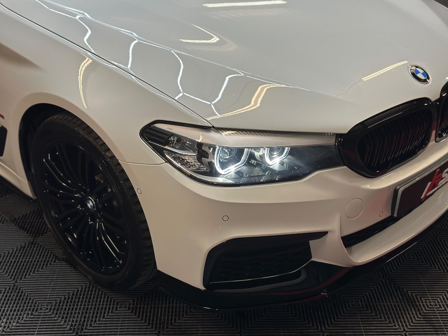 Used BMW 5 Series 2018 for sale - 76108338: Photo 37