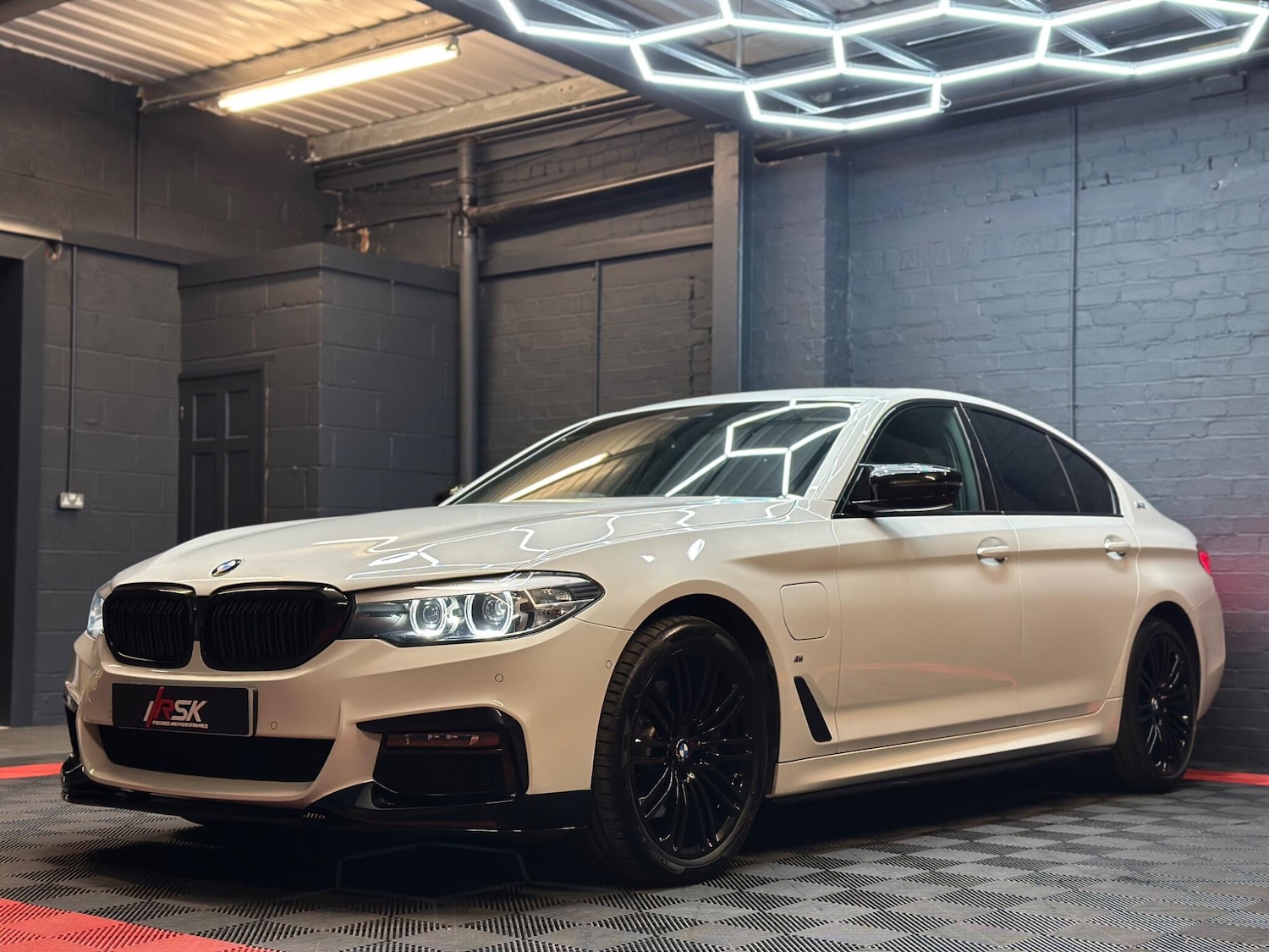 Used BMW 5 Series 2018 for sale - 76108338: Photo 5