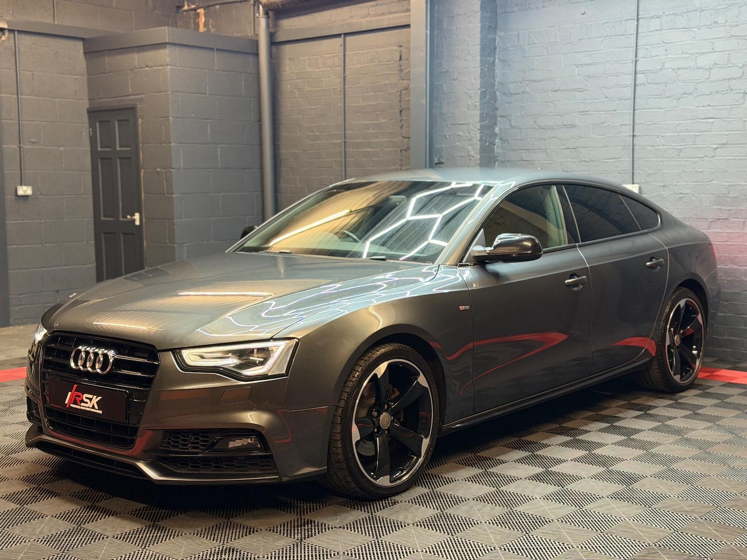 Used Audi A5 2016 for sale - 76561843: Photo 8