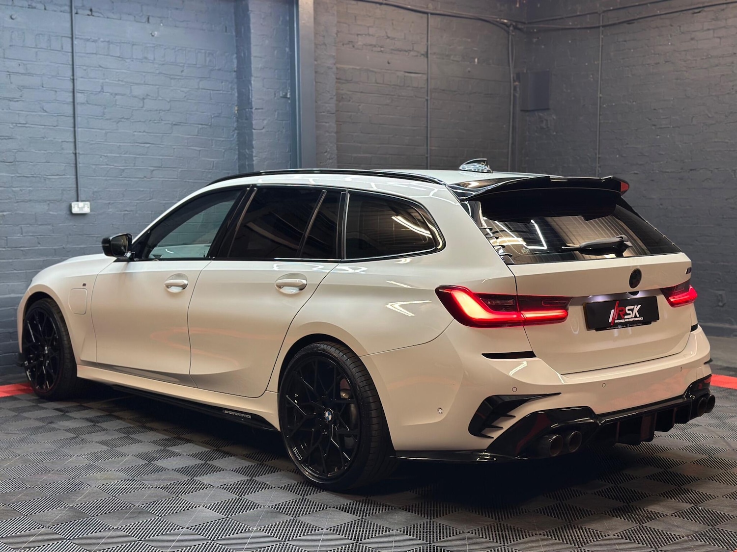 Used BMW 3 Series 2021 for sale - 76398548: Photo 11