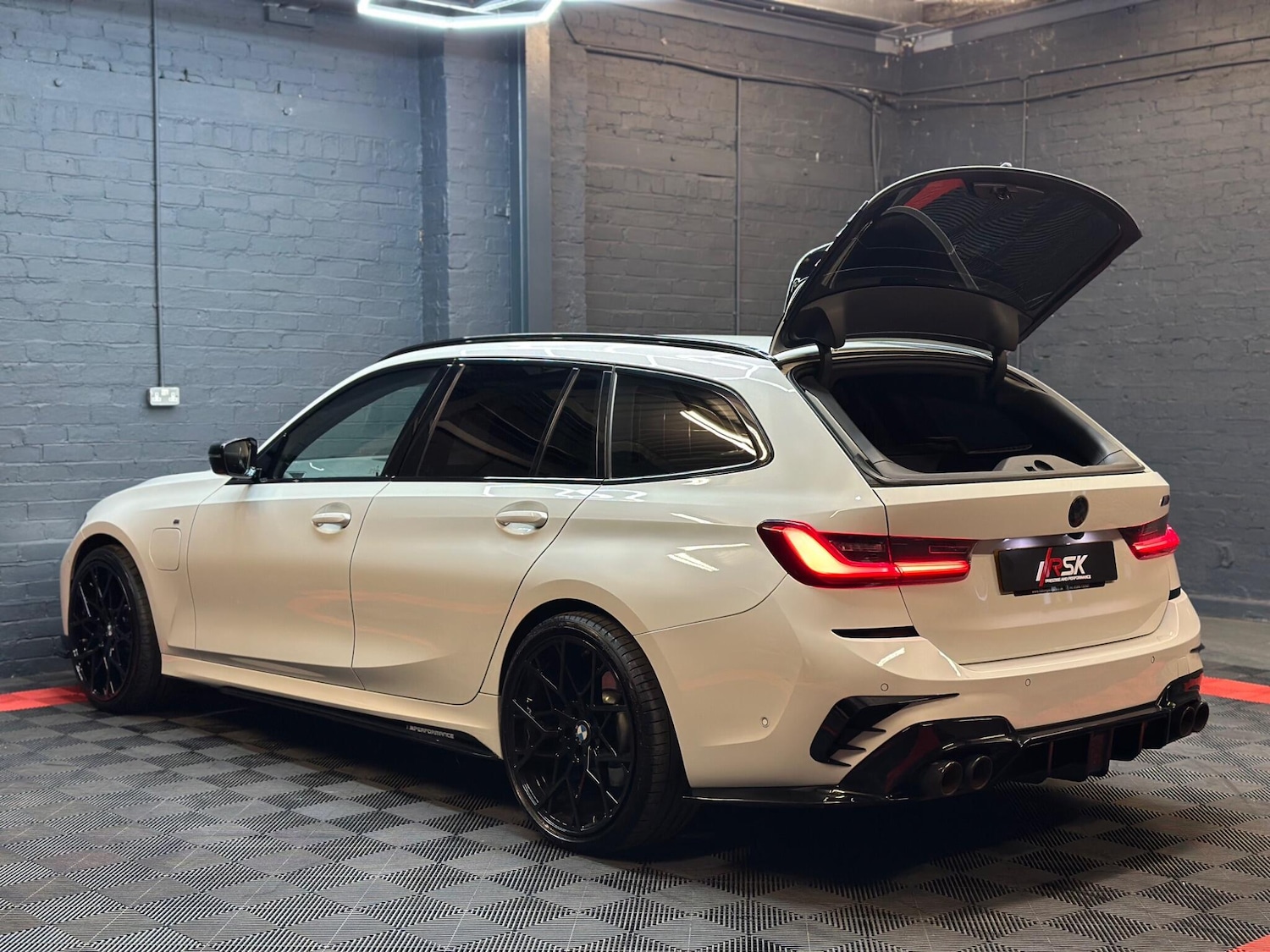 Used BMW 3 Series 2021 for sale - 76398548: Photo 12