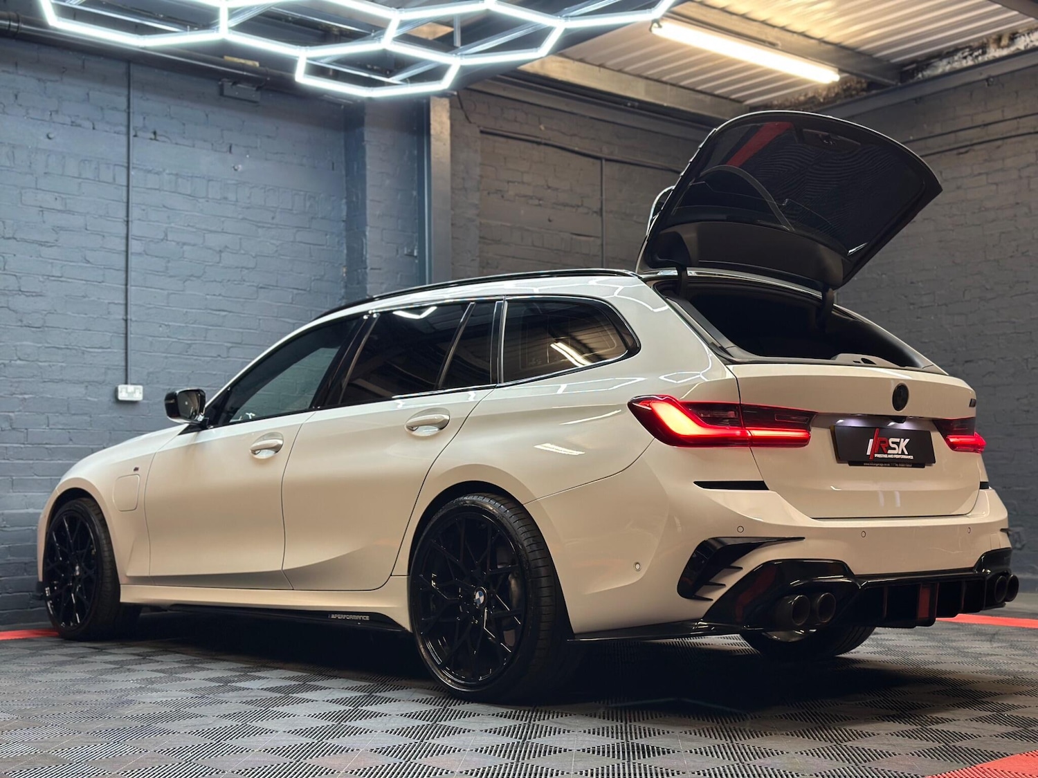 Used BMW 3 Series 2021 for sale - 76398548: Photo 13