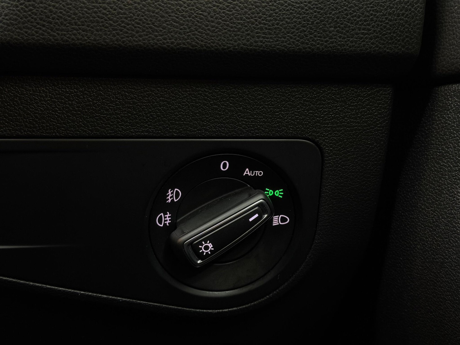 Used Volkswagen Tiguan 2019 for sale - 77090852: Photo 28