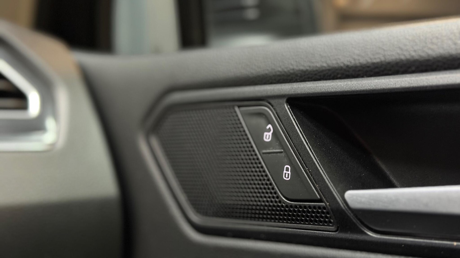 Used Volkswagen Tiguan 2019 for sale - 77090852: Photo 29