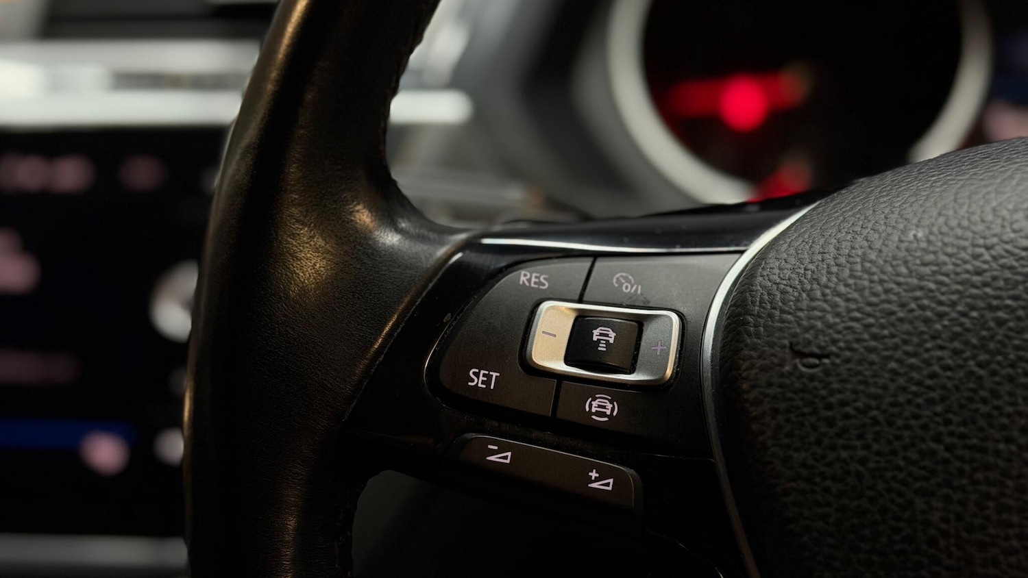 Used Volkswagen Tiguan 2019 for sale - 77090852: Photo 32