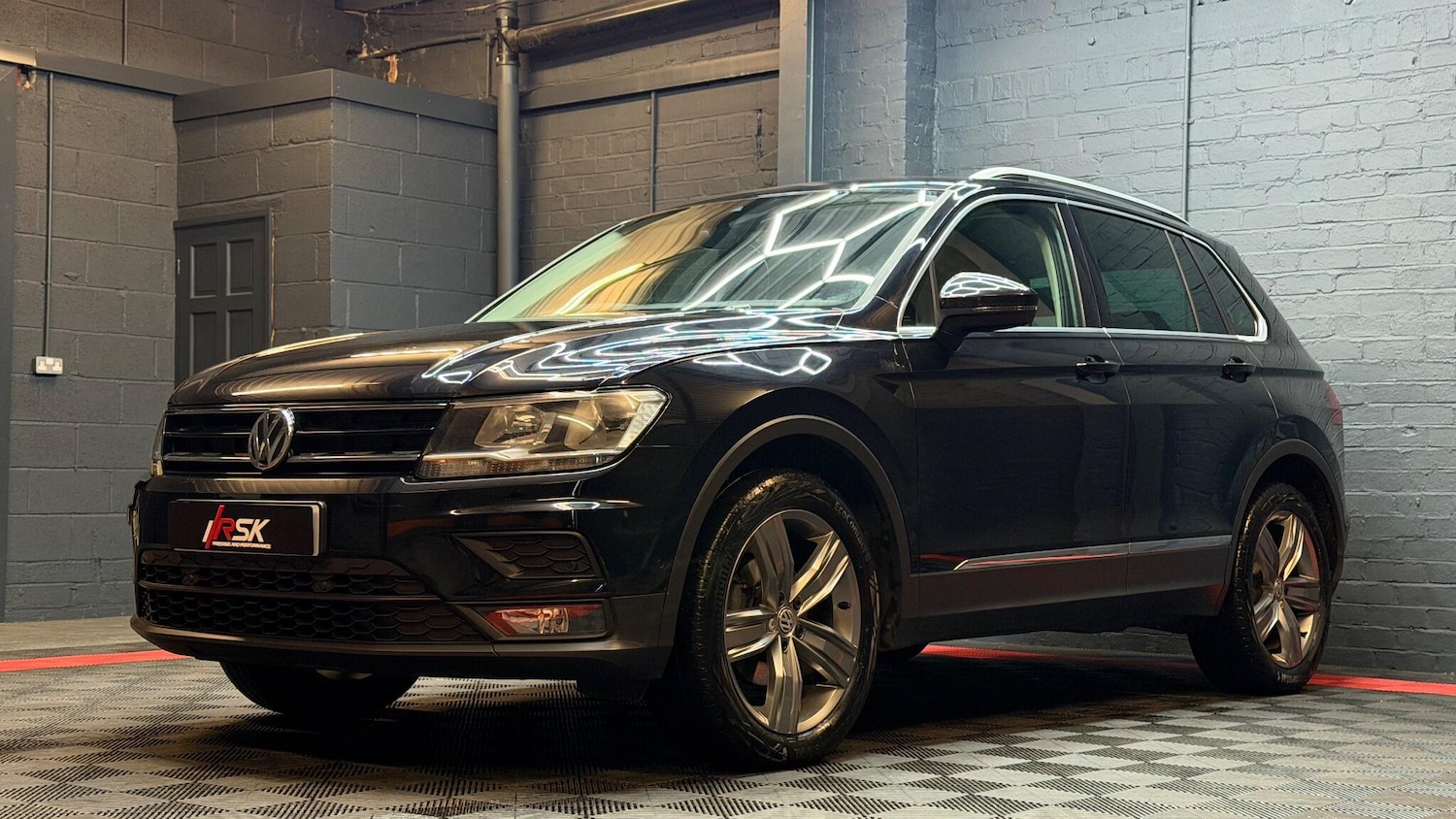 Used Volkswagen Tiguan 2019 for sale - 77090852: Photo 6