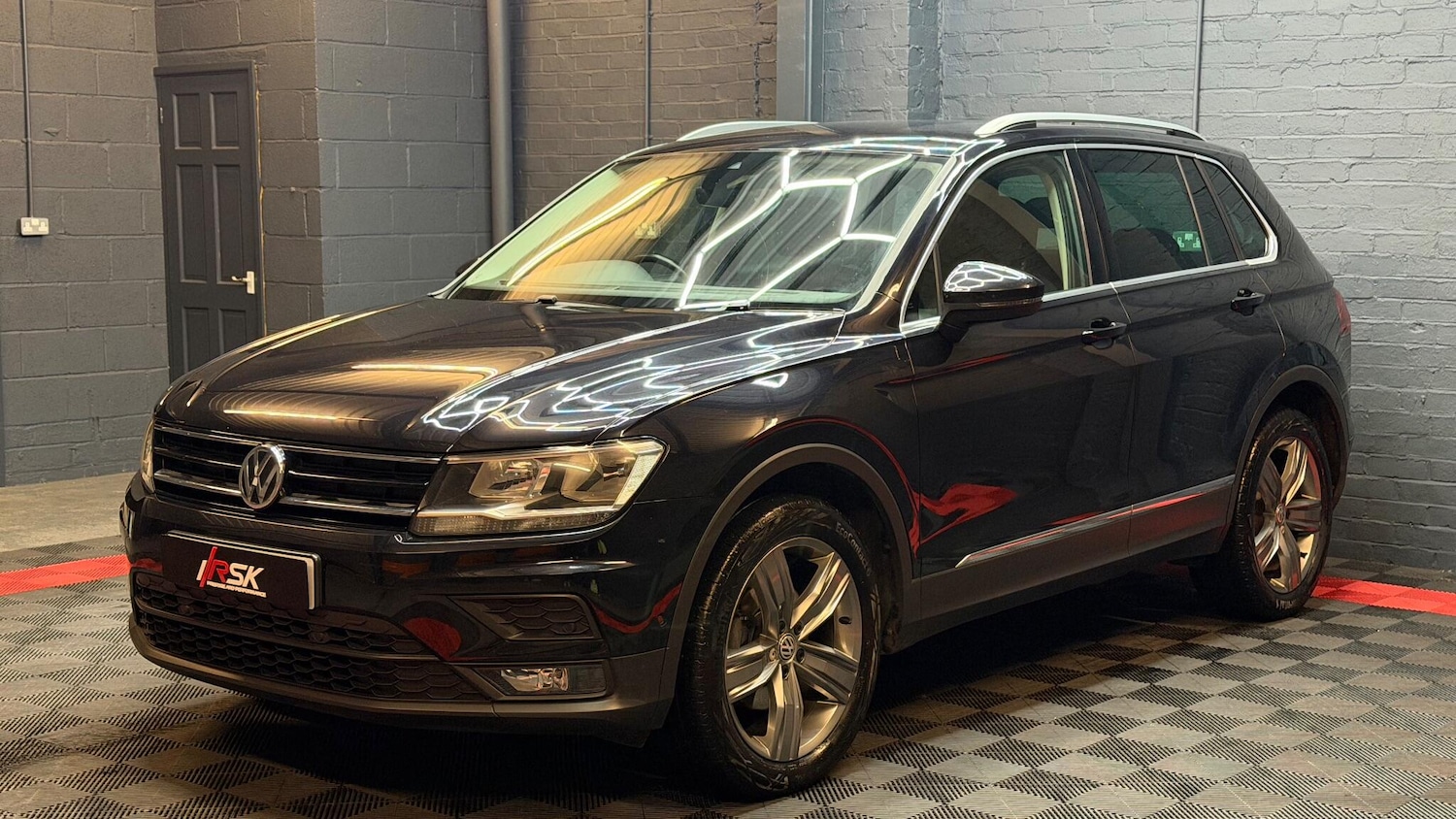 Used Volkswagen Tiguan 2019 for sale - 77090852: Photo 7