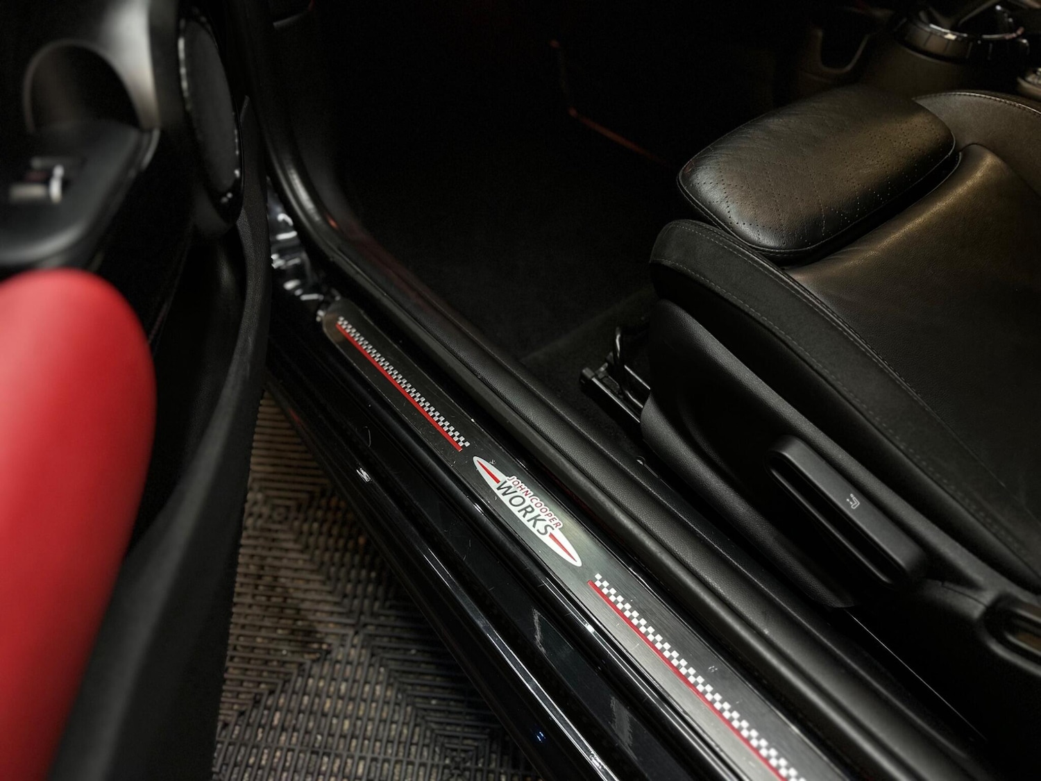 Used MINI Hatch 2015 for sale - 76528009: Photo 18