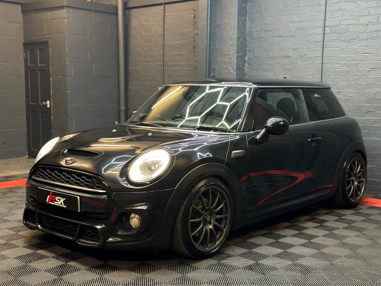 Used MINI Hatch 2015 for sale - 76528009: Photo 3