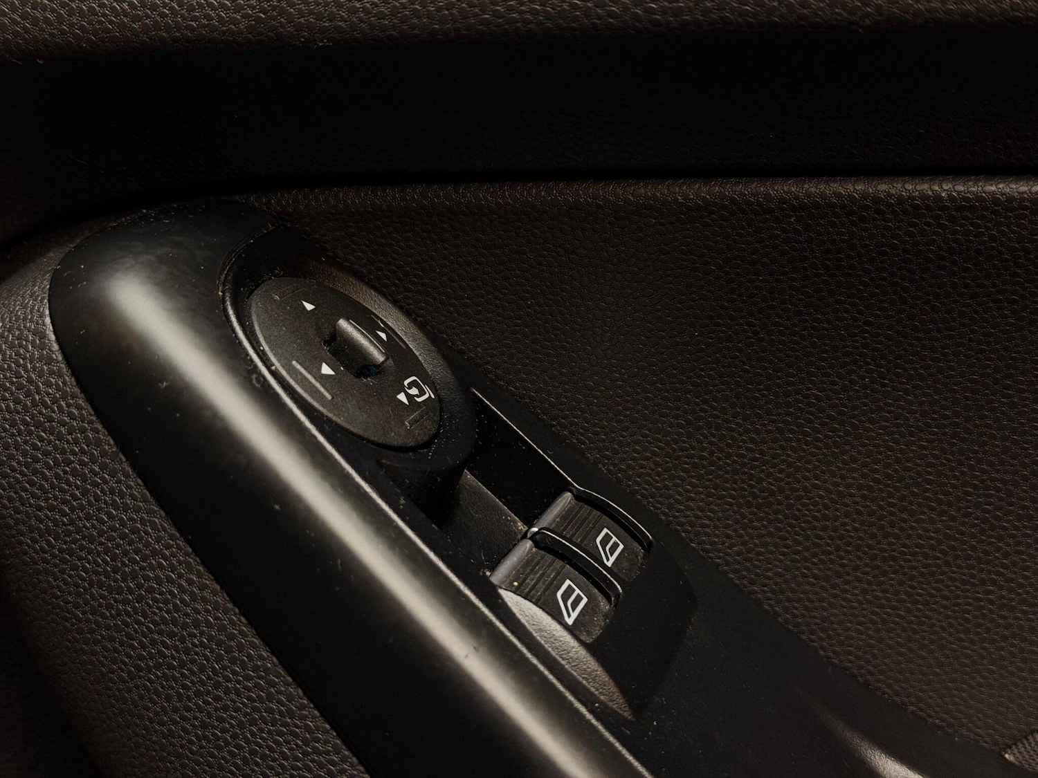 Used Ford Fiesta 2016 for sale - 76771612: Photo 39