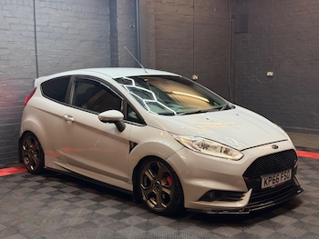 Used Ford Fiesta 2016 for sale - 76771612: Photo