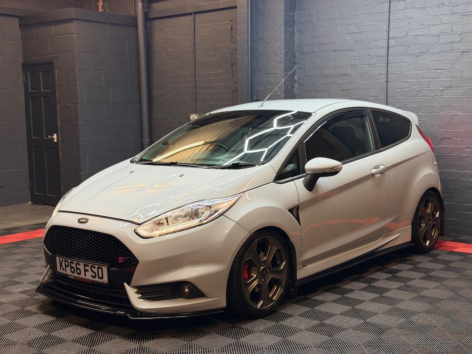 Used Ford Fiesta 2016 for sale - 76771612: Photo 6