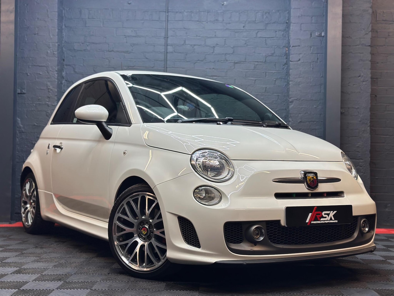 Used Abarth 595 2015 for sale - 76423262: Photo 1