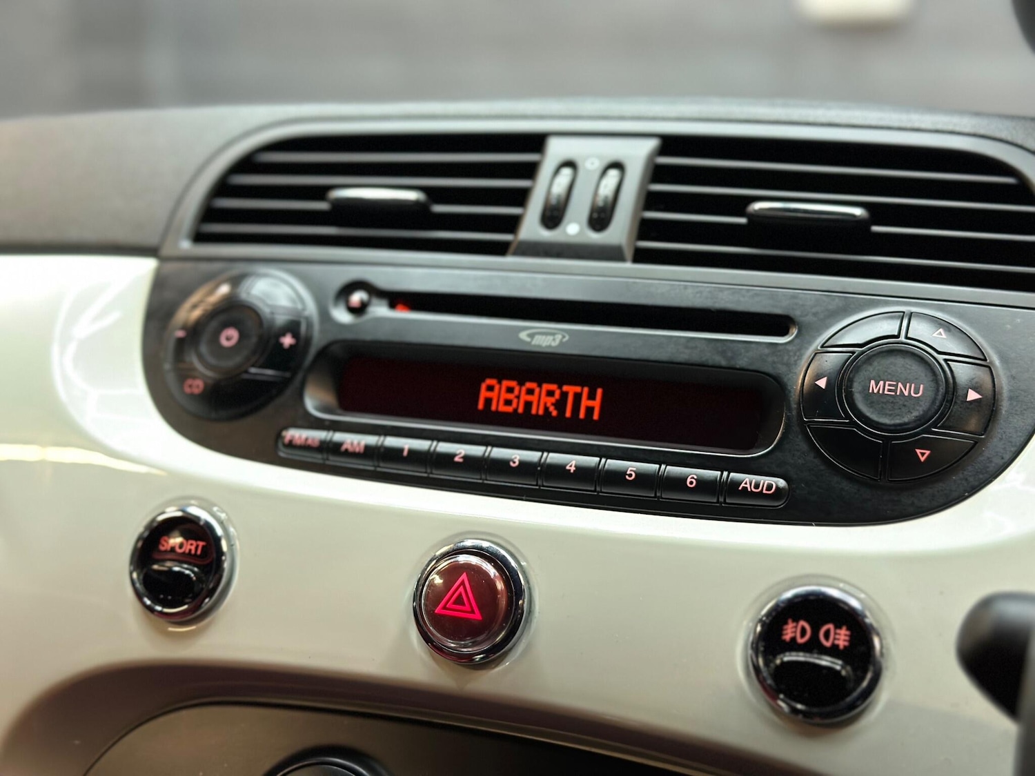 Used Abarth 595 2015 for sale - 76423262: Photo 17