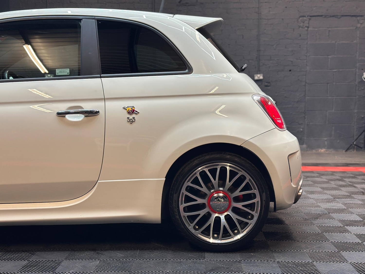 Used Abarth 595 2015 for sale - 76423262: Photo 25