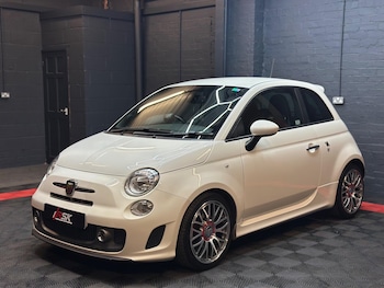 Used Abarth 595 2015 for sale - 76423262: Photo