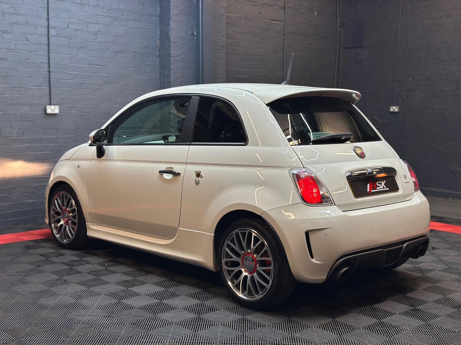 Used Abarth 595 2015 for sale - 76423262: Photo 4