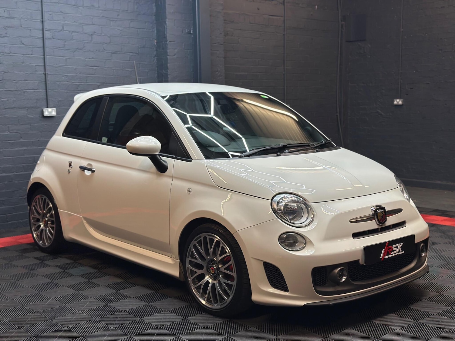 Used Abarth 595 2015 for sale - 76423262: Photo 6