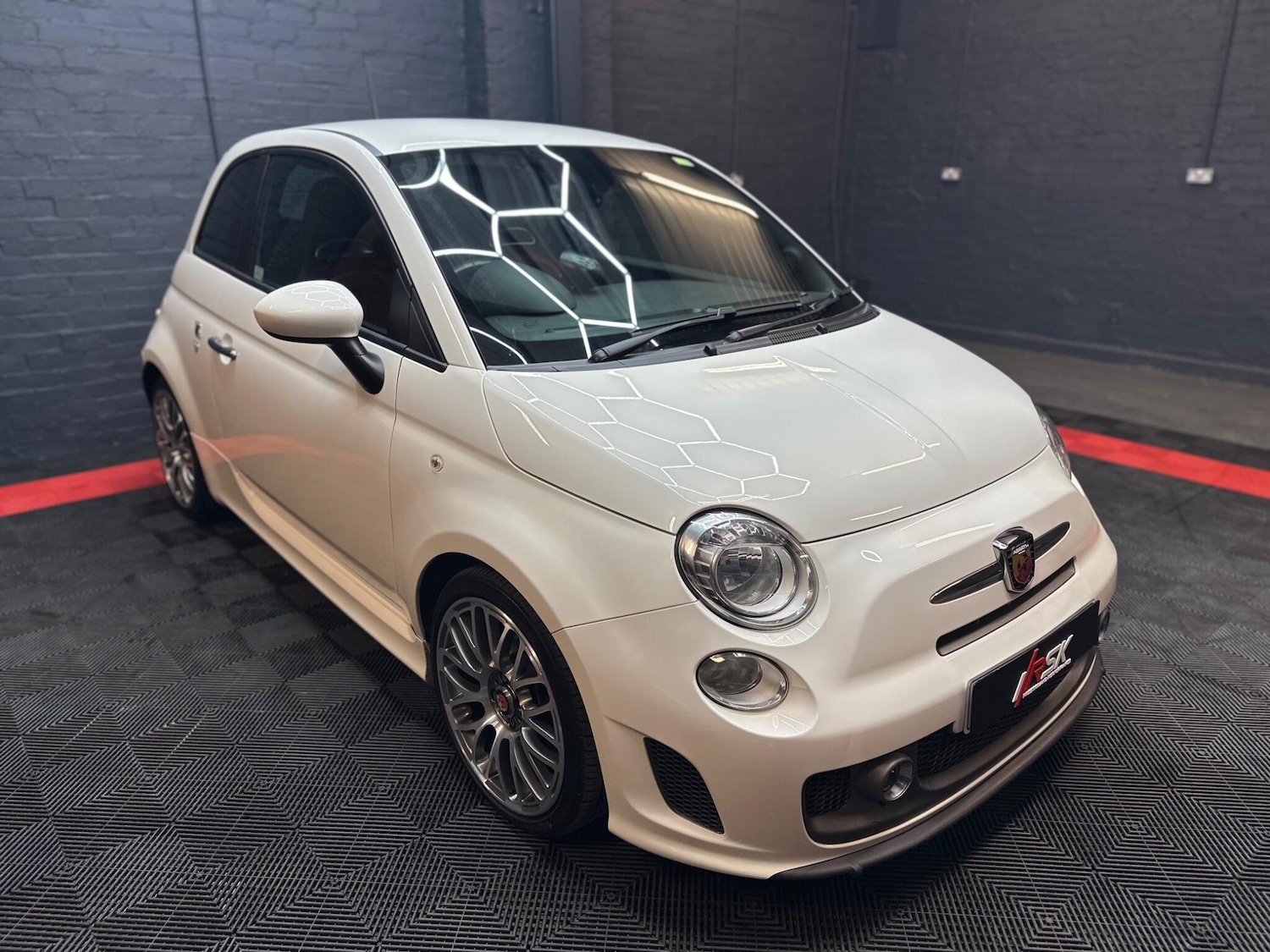 Used Abarth 595 2015 for sale - 76423262: Photo 8