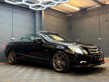 Used Mercedes-Benz E Class 2012 for sale - 78911147: Photo