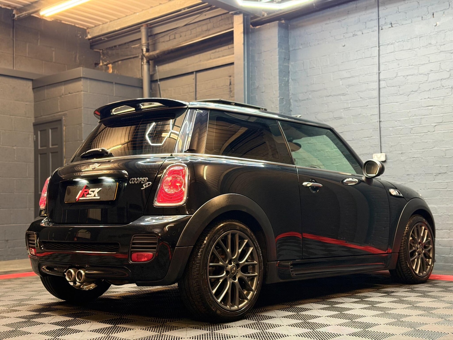 Used MINI Hatch 2011 for sale - 76786859: Photo 14