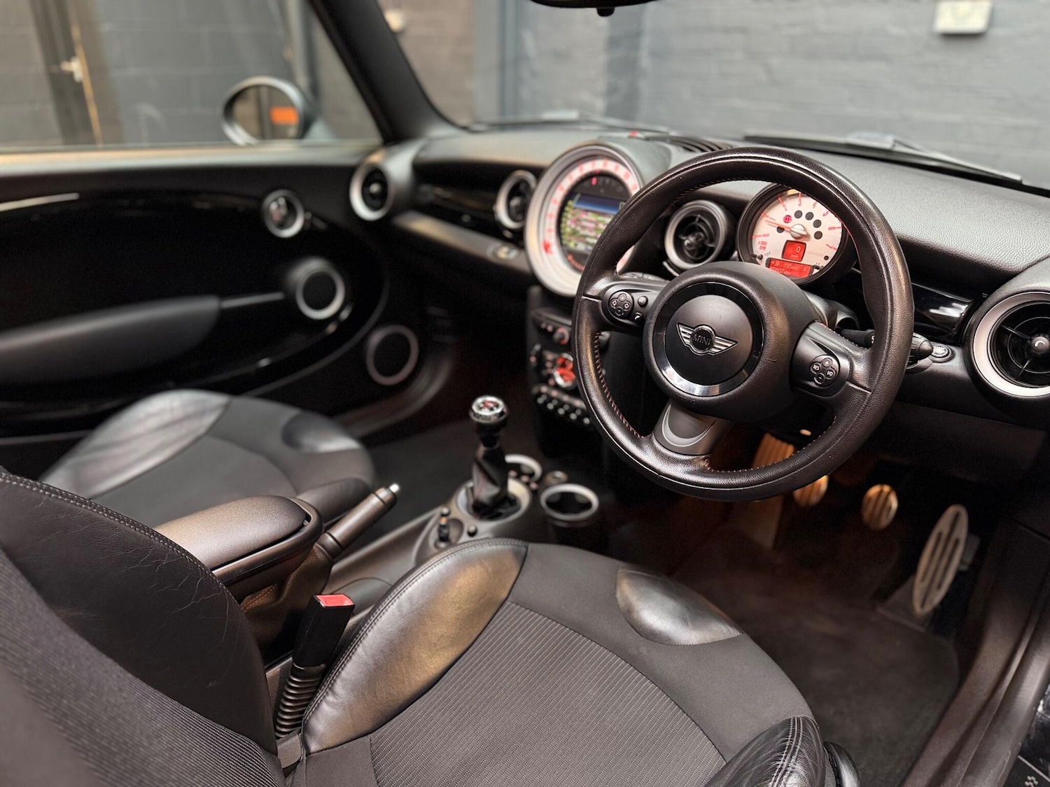 Used MINI Hatch 2011 for sale - 76786859: Photo 15