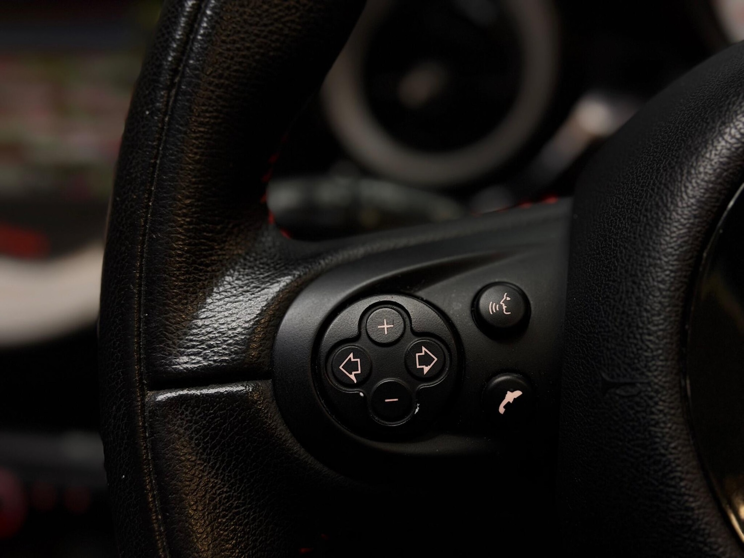 Used MINI Hatch 2011 for sale - 76786859: Photo 23