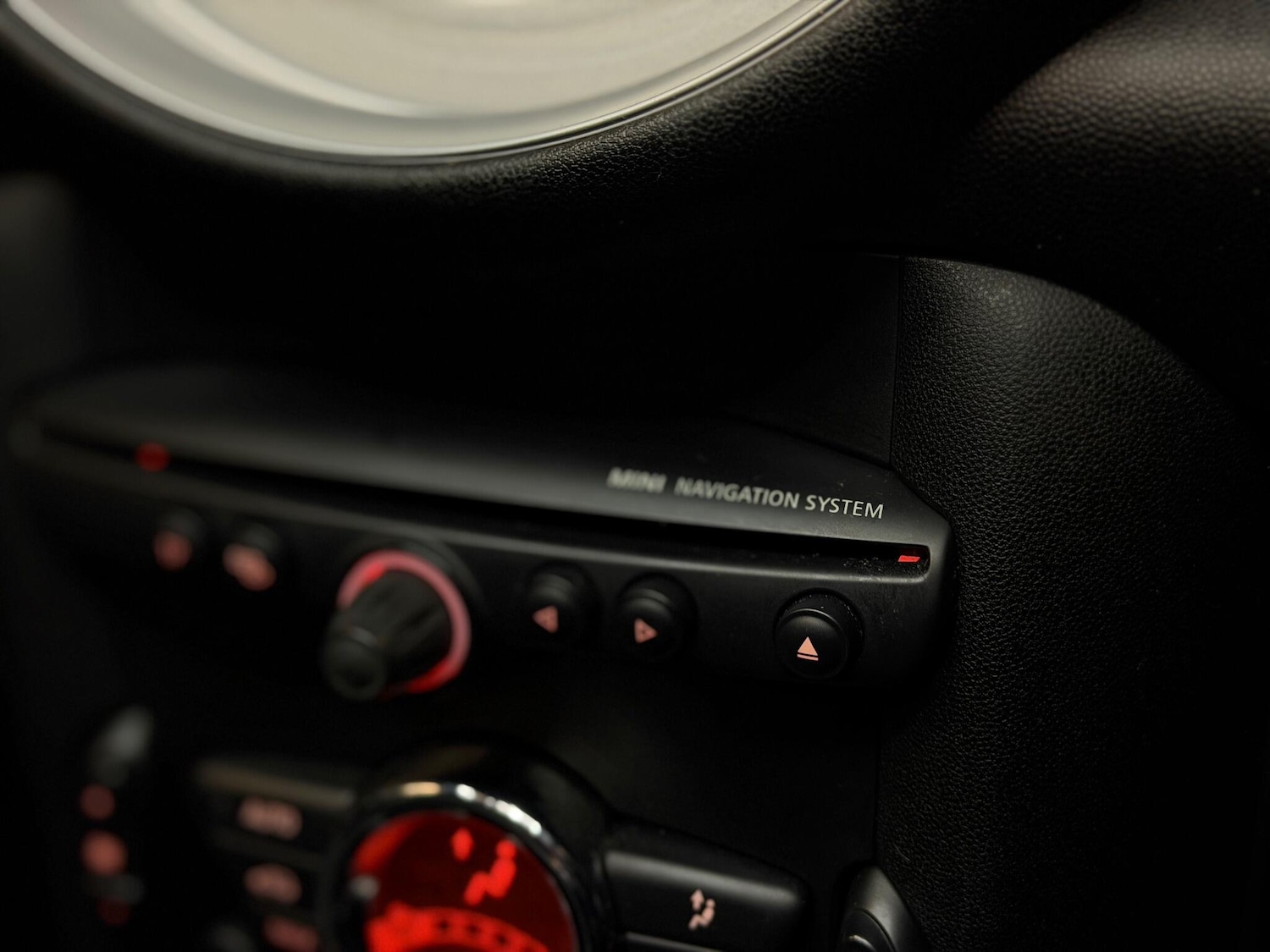 Used MINI Hatch 2011 for sale - 76786859: Photo 25