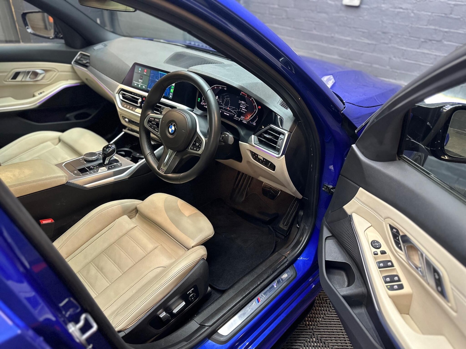 Used BMW 3 Series 2019 for sale - 75989795: Photo 2