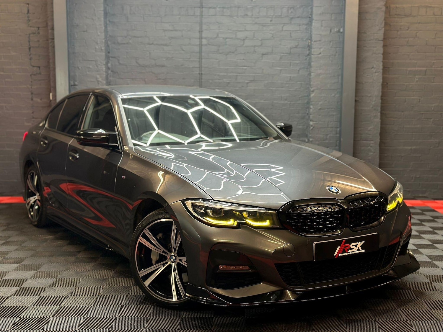 Used BMW 3 Series 2021 for sale - 76317723: Photo 1