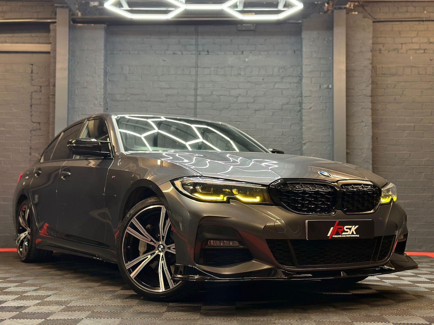 Used BMW 3 Series 2021 for sale - 76317723: Photo 2