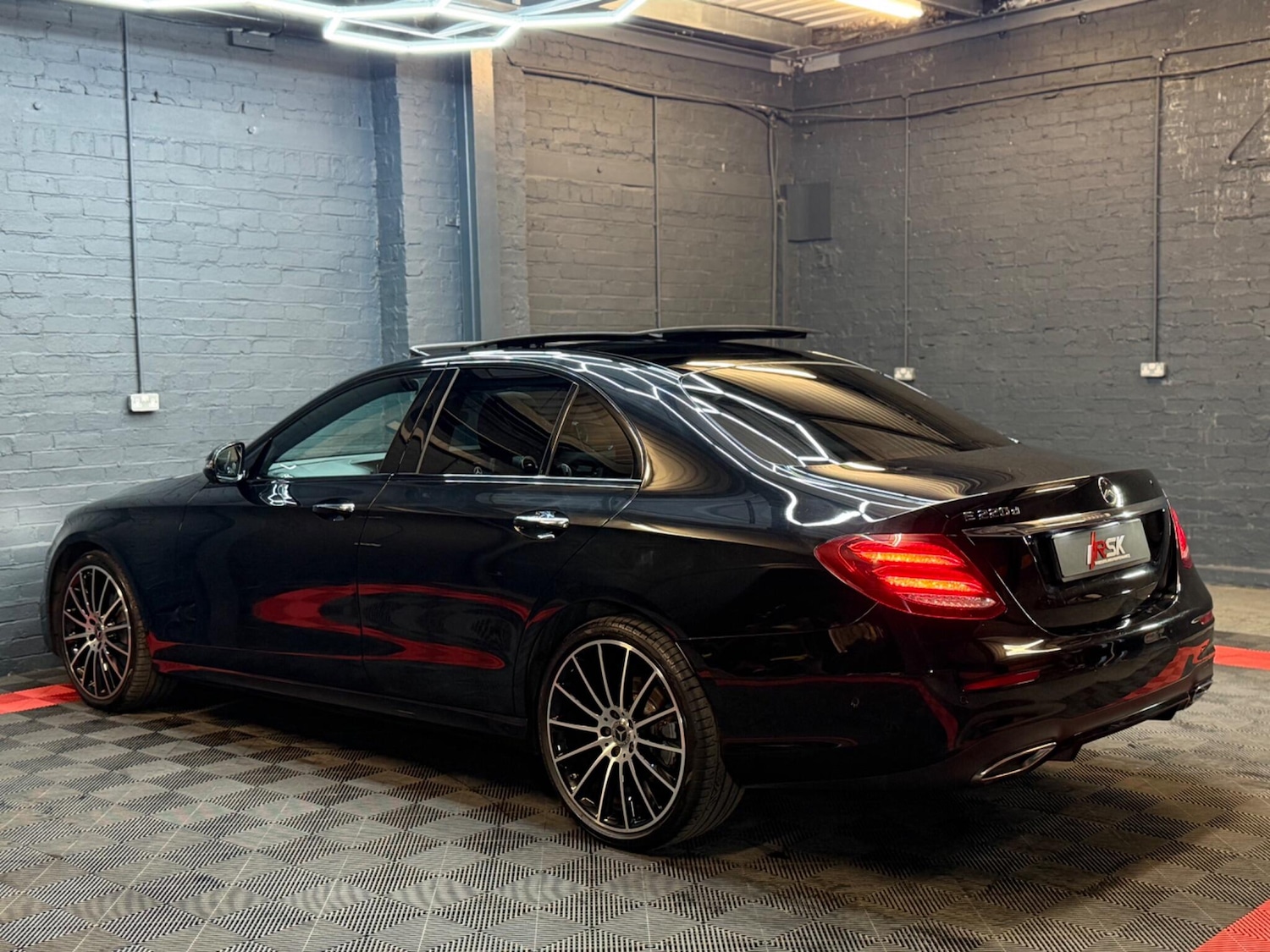 Used Mercedes-Benz E Class 2020 for sale - 78157685: Photo 12