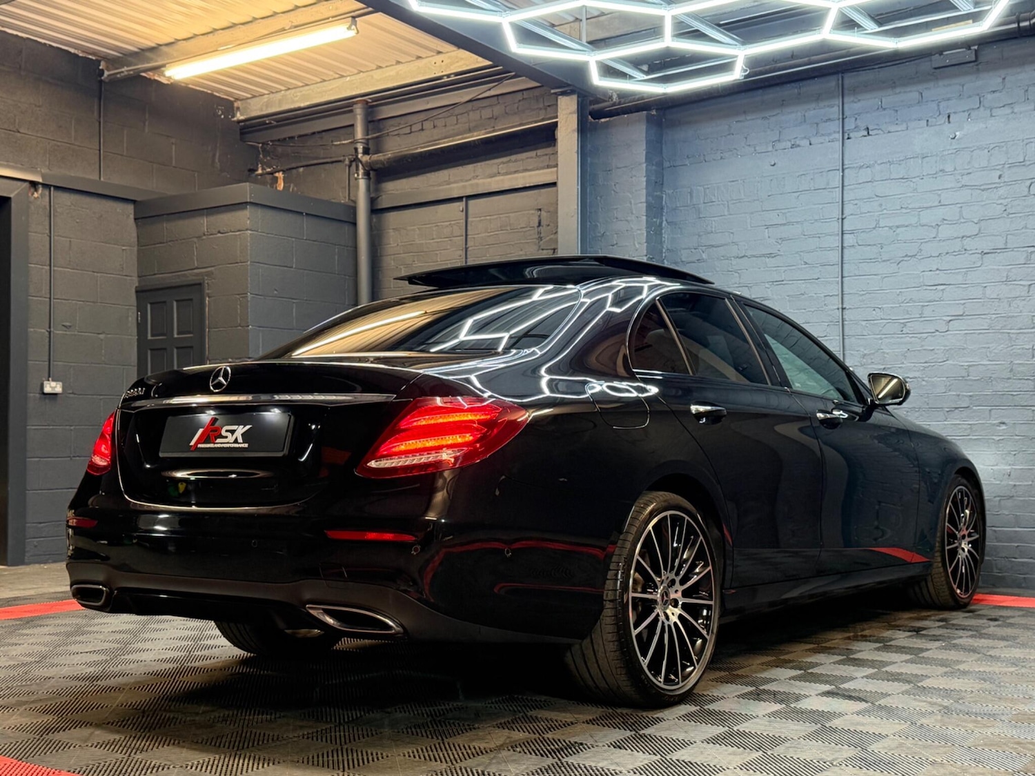 Used Mercedes-Benz E Class 2020 for sale - 78157685: Photo 9