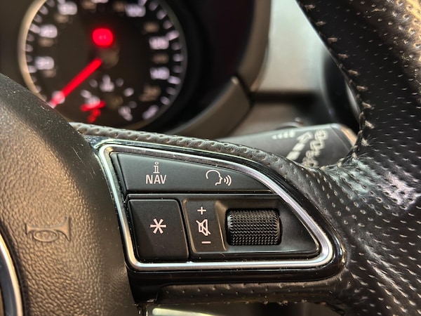 Used Audi A1 2013 for sale - 75645924: Photo 21