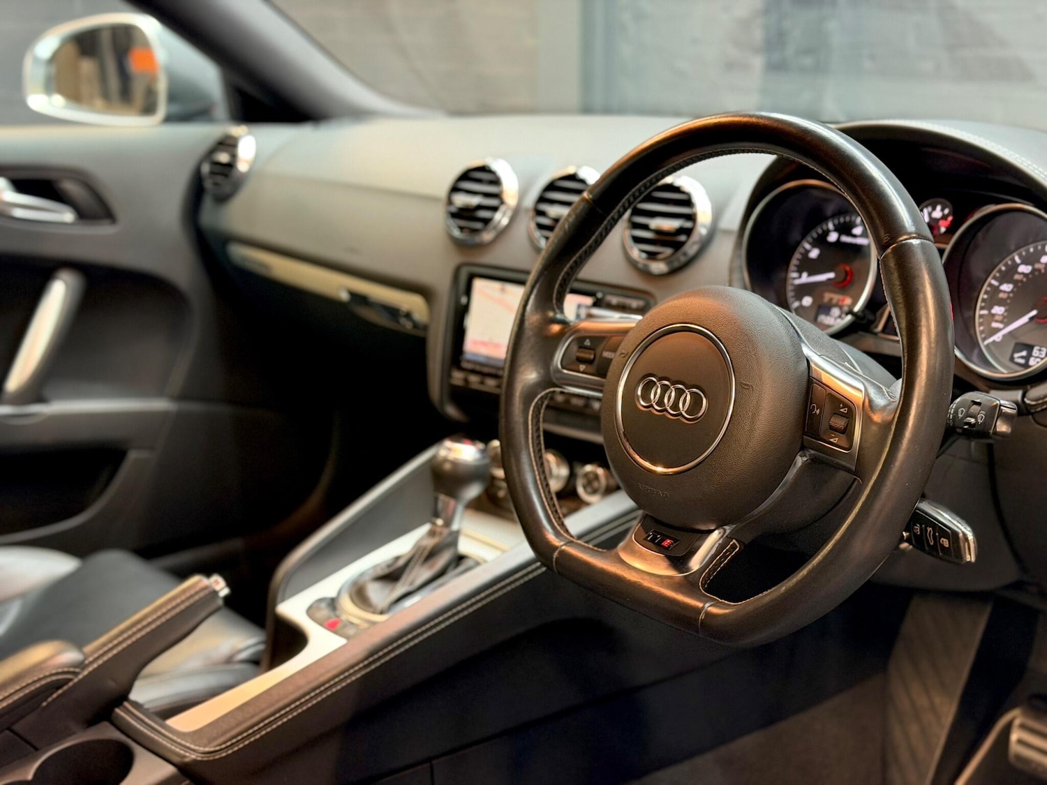 Used Audi TT 2012 for sale - 77939665: Photo 15