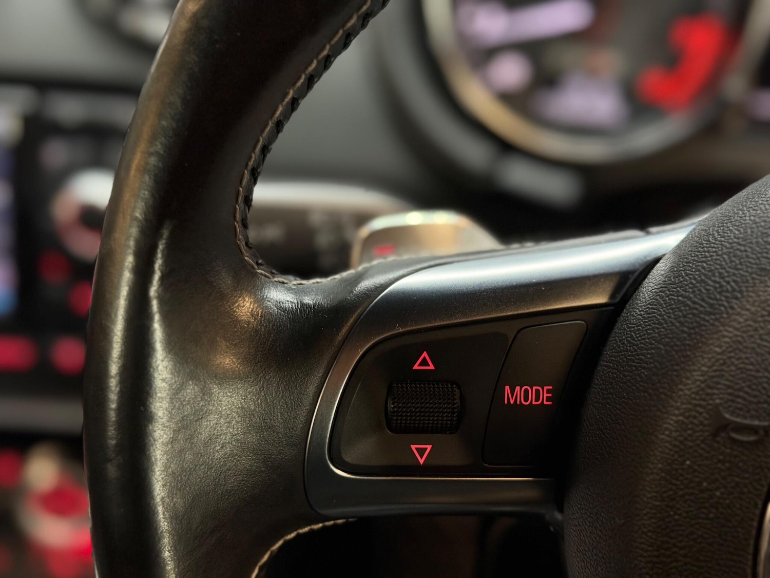 Used Audi TT 2012 for sale - 77939665: Photo 23